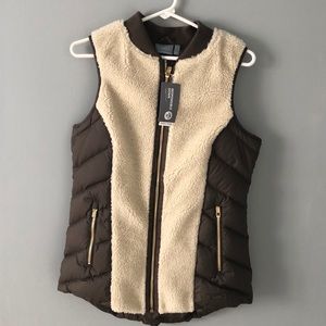 Athleta Down Vest